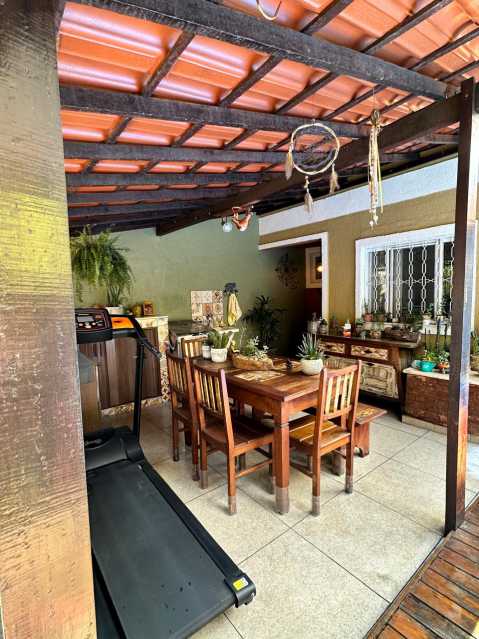 e12b837a-3c3c-4ed2-a1e1-ddbaf7 - 20