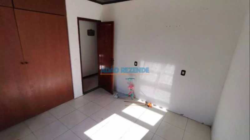 8c749906914242be8e6e8a45a12160 - 10