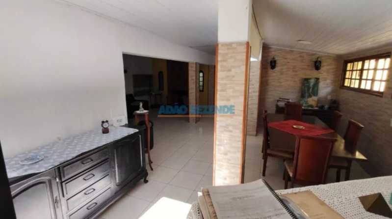 aec181321cb245d29cc4759dbaebf1 - 19