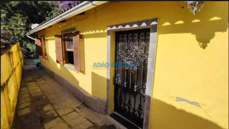 e475272972b6493aa1ba0292883bc4 - 26