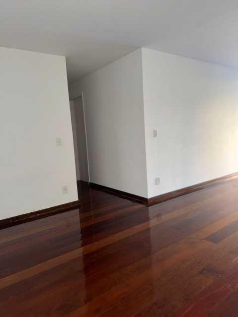 WhatsApp Image 2025-09-29 at 1 - 6