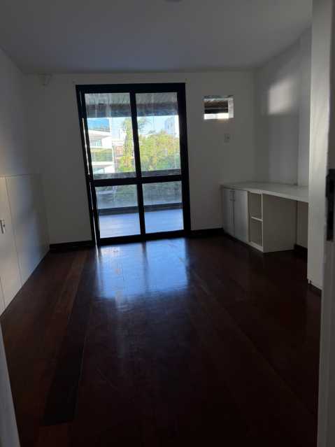 WhatsApp Image 2025-09-29 at 1 - 16