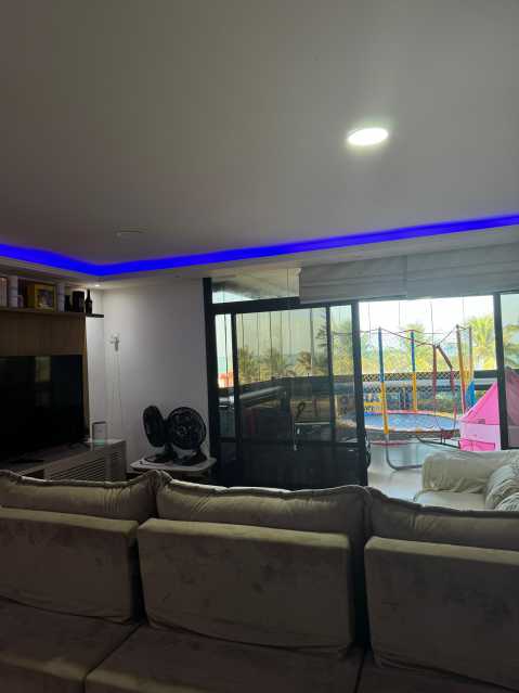 WhatsApp Image 2025-10-01 at 1 - 4