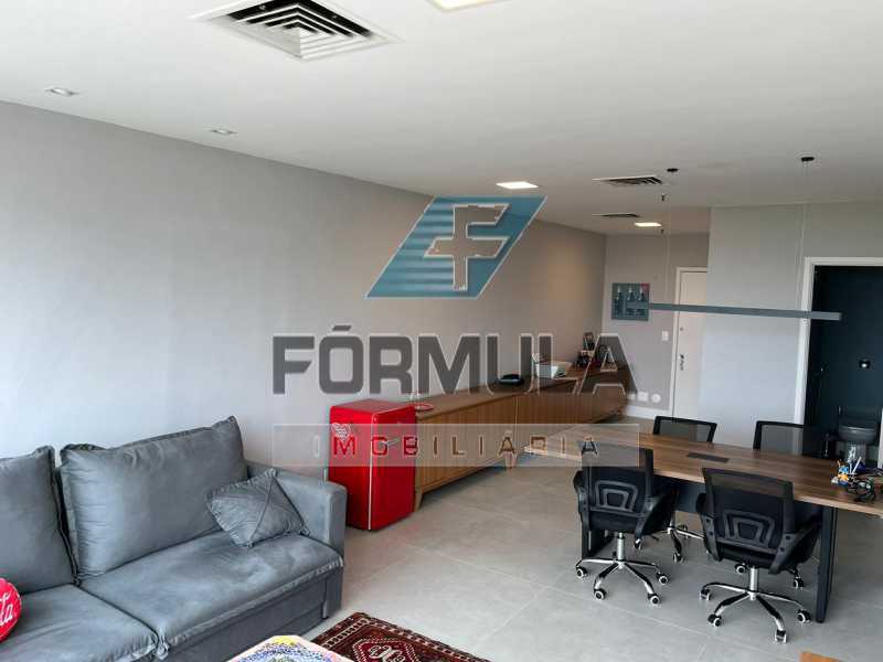 Conheça WhatsApp Image 2026-09-17 at 1 do imóvel - Sala Comercial 32m² à venda Avenida das Américas, Barra da Tijuca, Rio de Janeiro - R$ 350.000 - RMSL00066 - 5 WhatsApp Image 2026-09-17 at 1 - 5