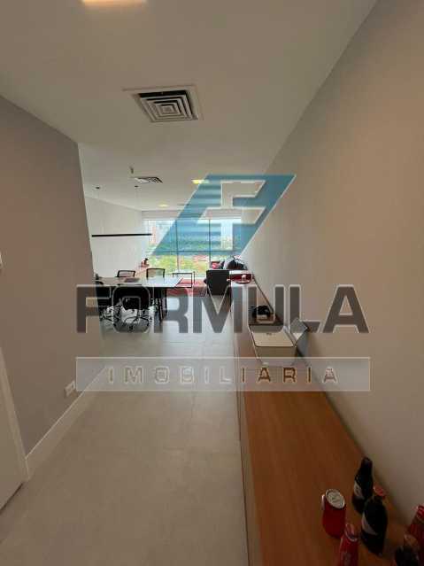 Conheça WhatsApp Image 2026-09-17 at 1 do imóvel - Sala Comercial 32m² à venda Avenida das Américas, Barra da Tijuca, Rio de Janeiro - R$ 350.000 - RMSL00066 - 6 WhatsApp Image 2026-09-17 at 1 - 6