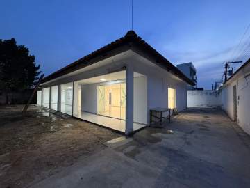Casa 3 quartos para alugar Parque Dez de Novembro, Manaus - R$ 9.000 - ADCA30212