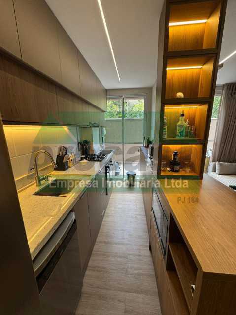 7120517c-4192-4b4b-bde3-49cf4e - 3