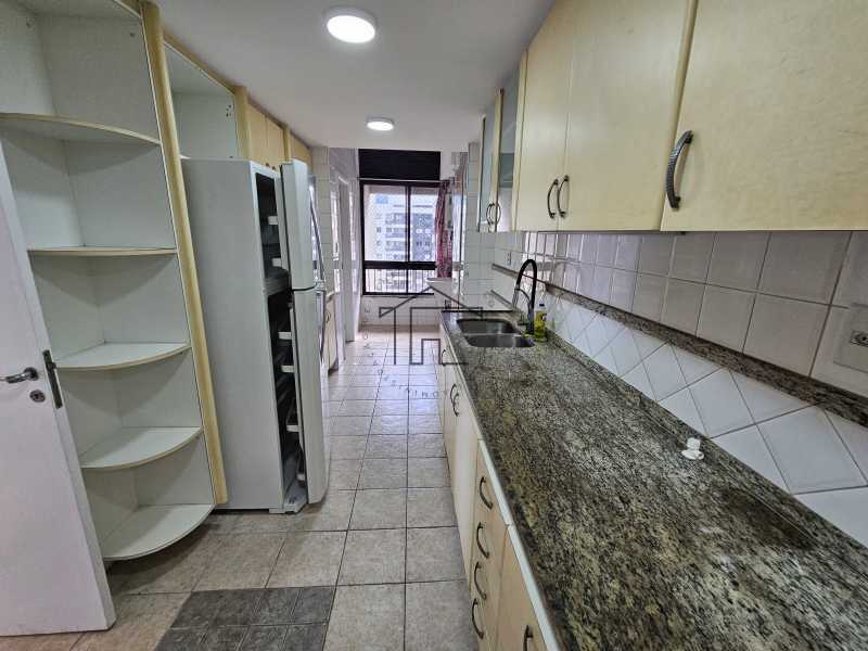 20250404_154206_Cozinha - 28
