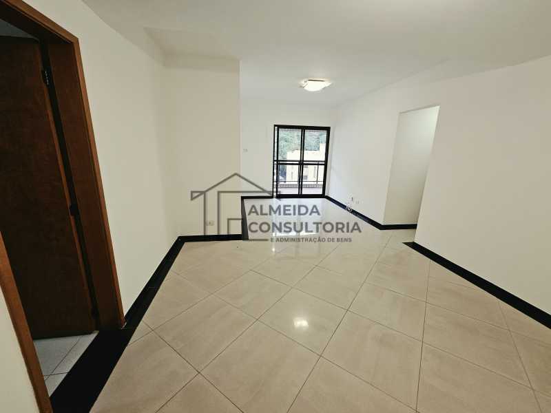 Conheça 20260822_151332 do imóvel - Almeida Aluga - Apartamento 4 quartos, Suite, 2 Vagas - Tijuca - AP702V - 4 20260822_151332 - 4