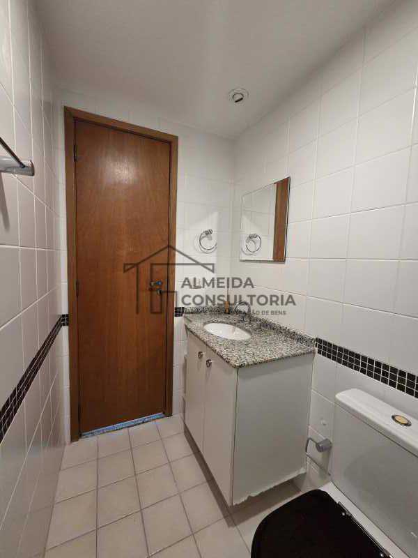 ALUGUEL 02 QUARTOS (01 SUITE) PECHINCHA 67M² - 206B1CP