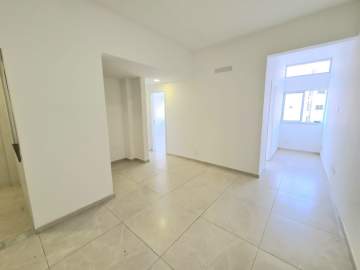 Apartamento 2 quartos à venda Copacabana, Rio de Janeiro - R$ 730.000 - MIAP20023
