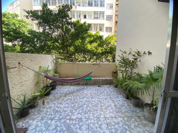 Ótima localização - APARTAMENTO DE SALA E QUARTO NO POSTO 5. - LDAP10013