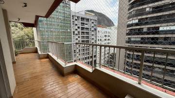 Imperdível - APARTAMENTO - 2 QUARTOS - SUÍTE - VARANDA - 105M² - 2 VAGAS DE GARAGEM. - LDAP20026