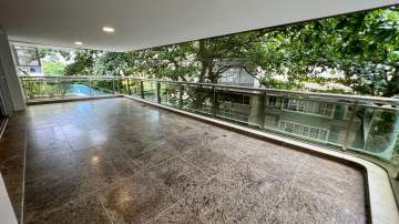Ótima localização - APARTAMENTO - 4 SUÍTES - VARANDÃO - 245m² - 3 VAGAS DE GARAGEM. - LDAP40017