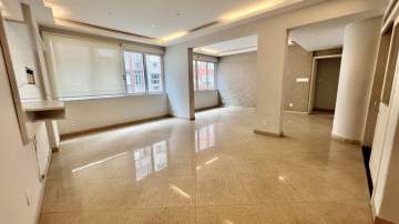 Ótima localização - APARTAMENTO - 3 QUARTOS - SUÍTE - VAGA DE GARAGEM - ANDAR ALTO. - LDAP30015