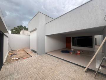 Casa 3 quartos à venda Uruaçu,GO - R$ 650.000 - CV00071