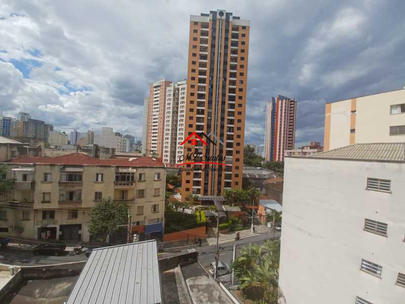 243_G1738266117 - 9