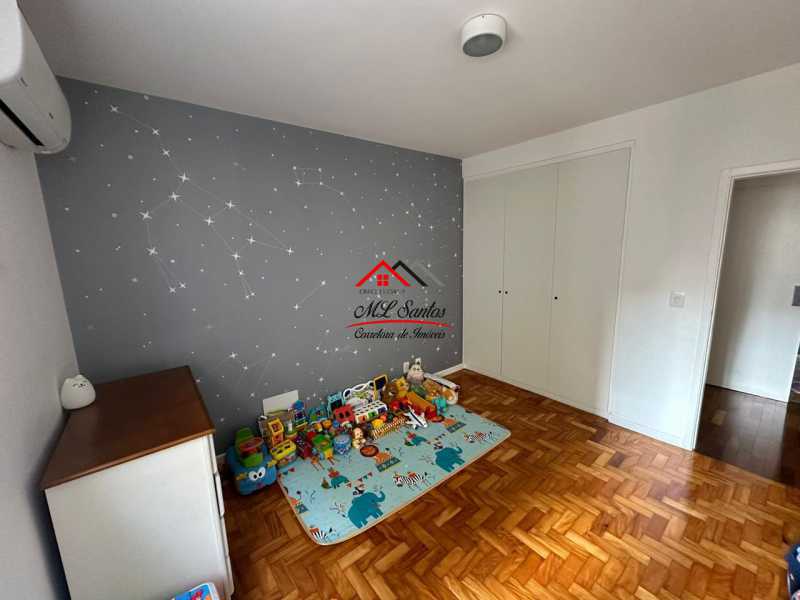 281_G1740508004 - 12