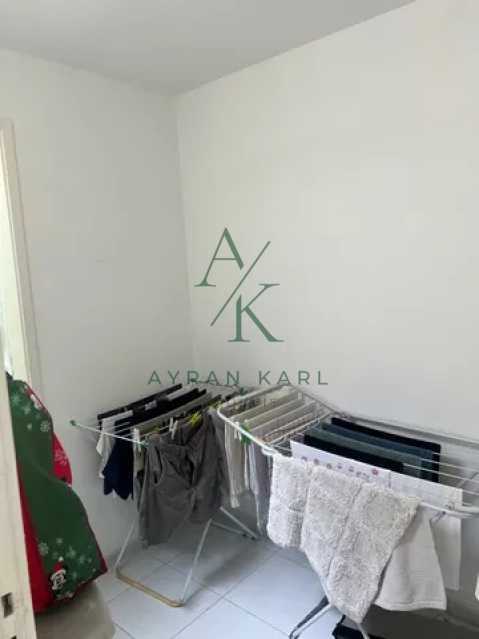 aa6e2f08-7afb-4c1b-9a8c-7bf66c - 13