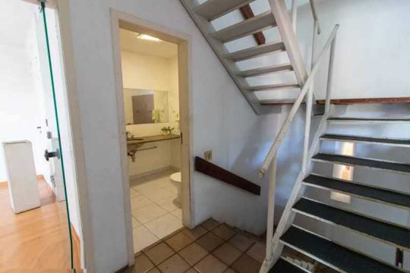 casa-com-6-quartos-a-venda-276 - 15