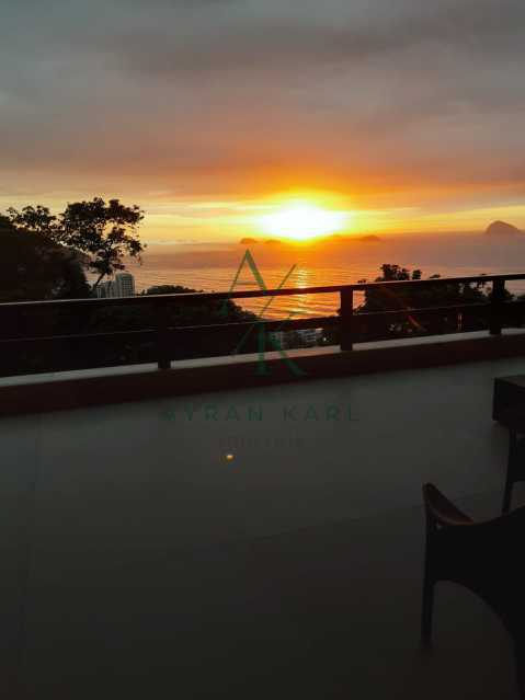 WhatsApp Image 2025-01-31 at 1 - 10