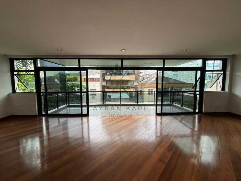 WhatsApp Image 2025-10-15 at 1 - 5