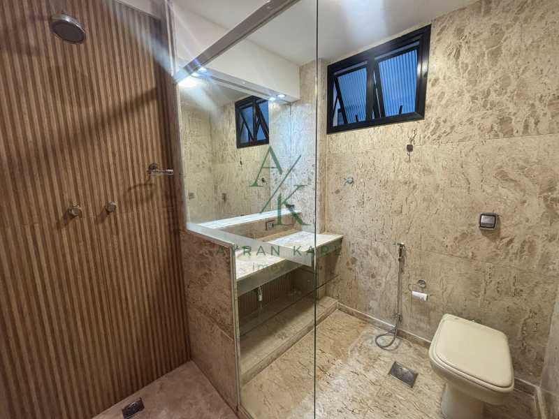 WhatsApp Image 2025-10-15 at 1 - 21