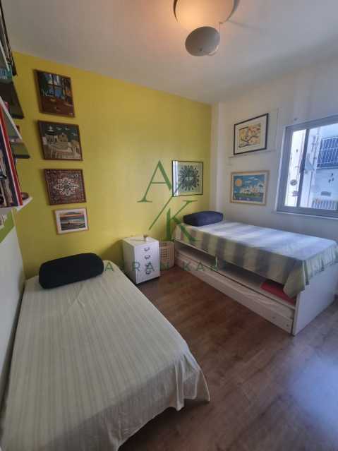 8da738cb-8429-44e5-9994-160b2c - 12