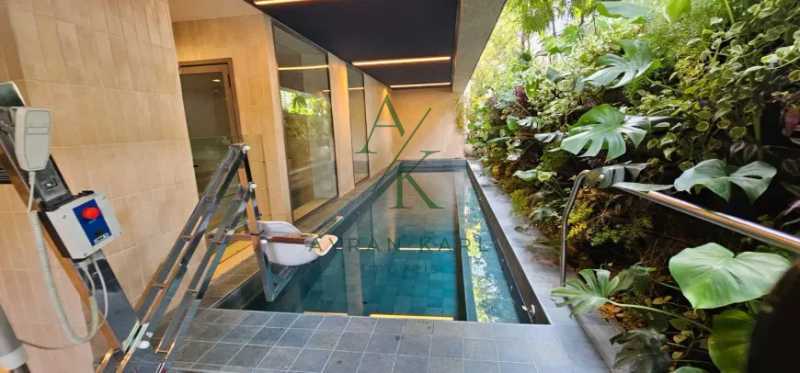 WhatsApp Image 2025-06-07 at 1 - 18