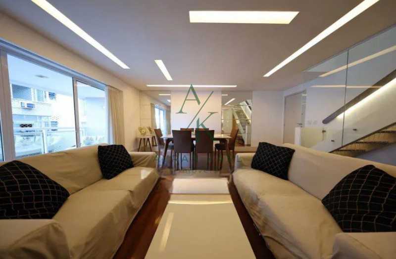 WhatsApp Image 2025-10-22 at 1 - 11