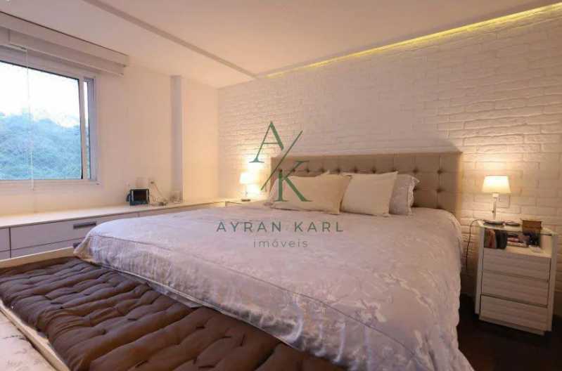 WhatsApp Image 2025-10-22 at 1 - 13