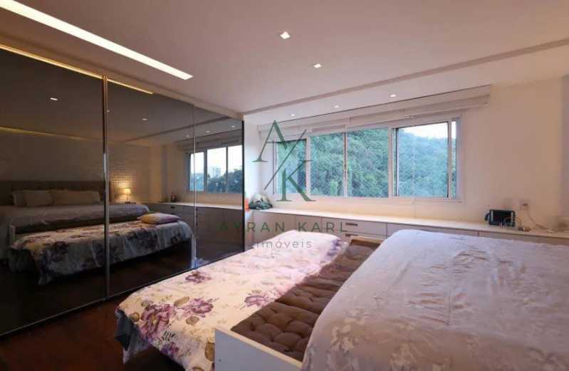 WhatsApp Image 2025-10-22 at 1 - 14