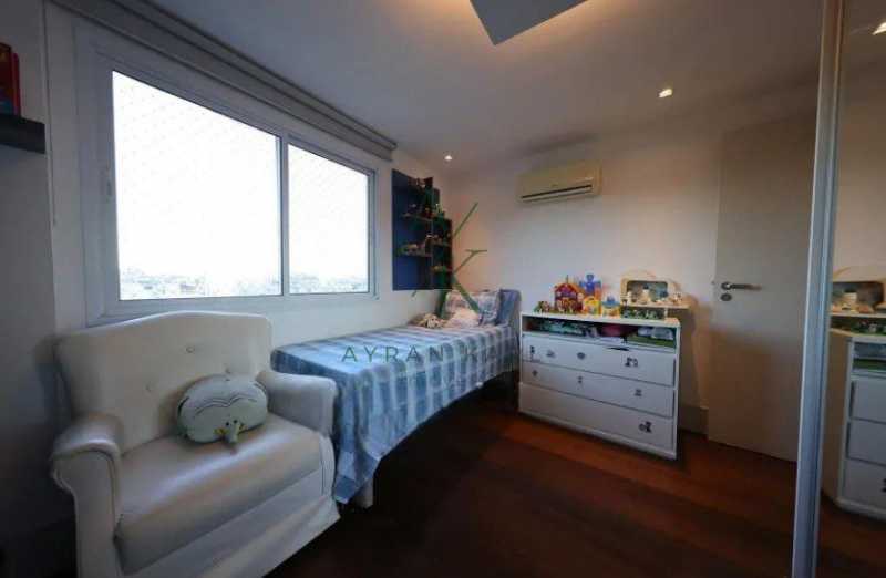 WhatsApp Image 2025-10-22 at 1 - 16