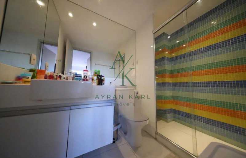 WhatsApp Image 2025-10-22 at 1 - 17