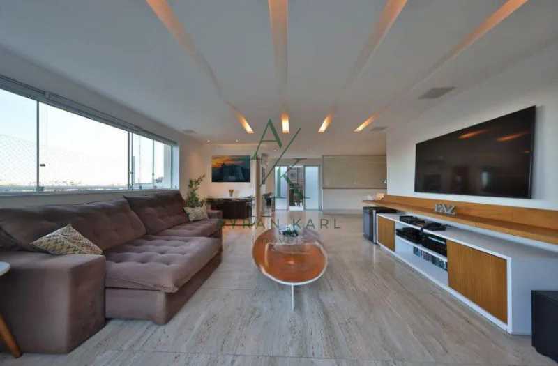 WhatsApp Image 2025-10-22 at 1 - 8