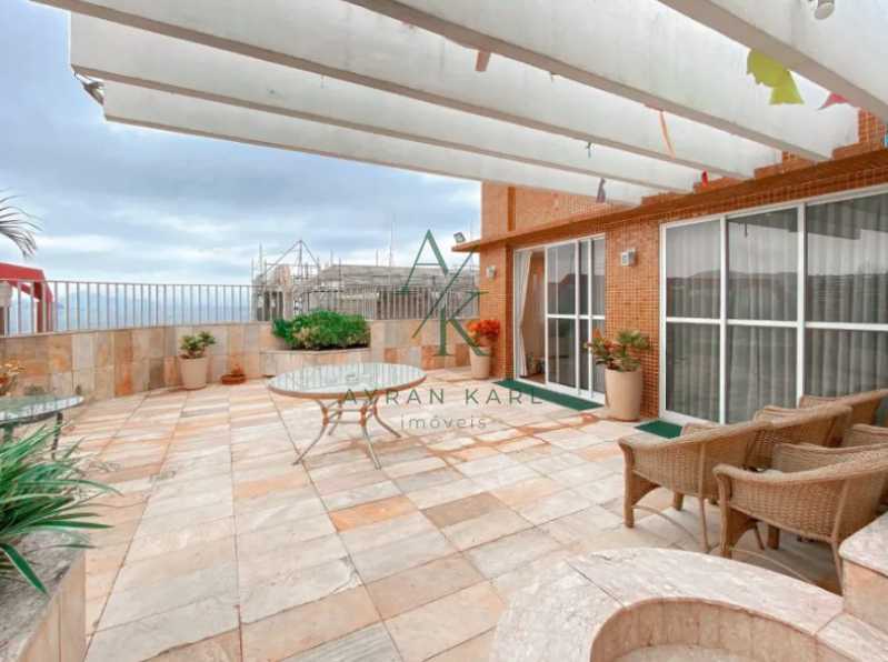 WhatsApp Image 2025-10-22 at 1 - 1