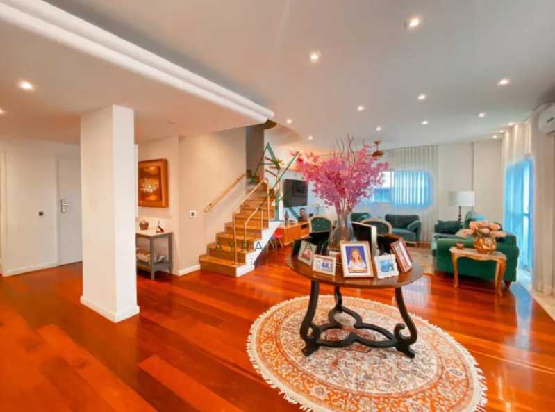 WhatsApp Image 2025-10-22 at 1 - 11