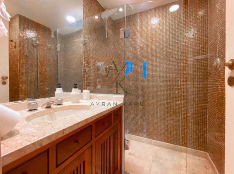 WhatsApp Image 2025-10-22 at 1 - 21