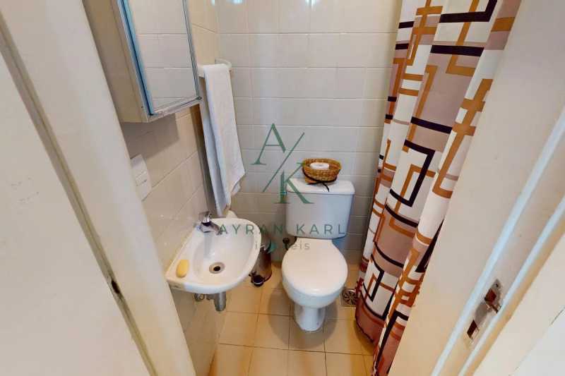 Conheça banheiro dep do imóvel - Apartamento 3 quartos à venda Rio de Janeiro,RJ - R$ 2.750.000 - IPAP30358 - 22 banheiro dep - 22