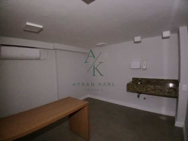 WhatsApp Image 2025-12-05 at 0 - 3