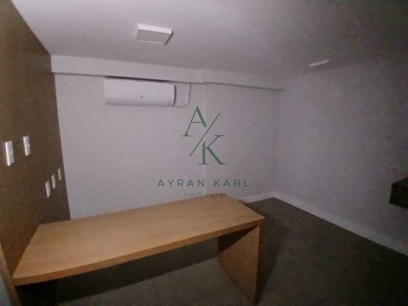 WhatsApp Image 2025-12-05 at 0 - 4