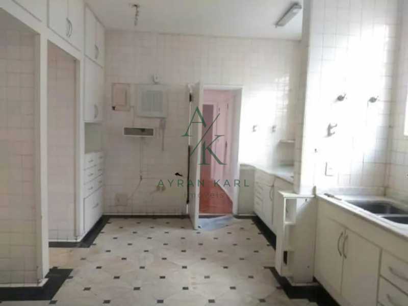 WhatsApp Image 2024-10-21 at 1 - 7