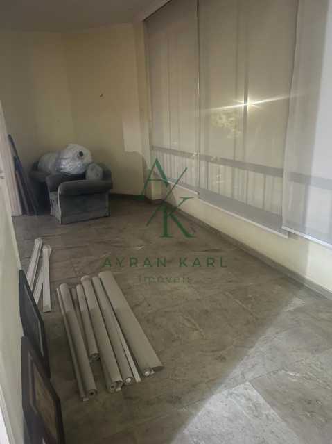 WhatsApp Image 2024-11-27 at 2 - 5