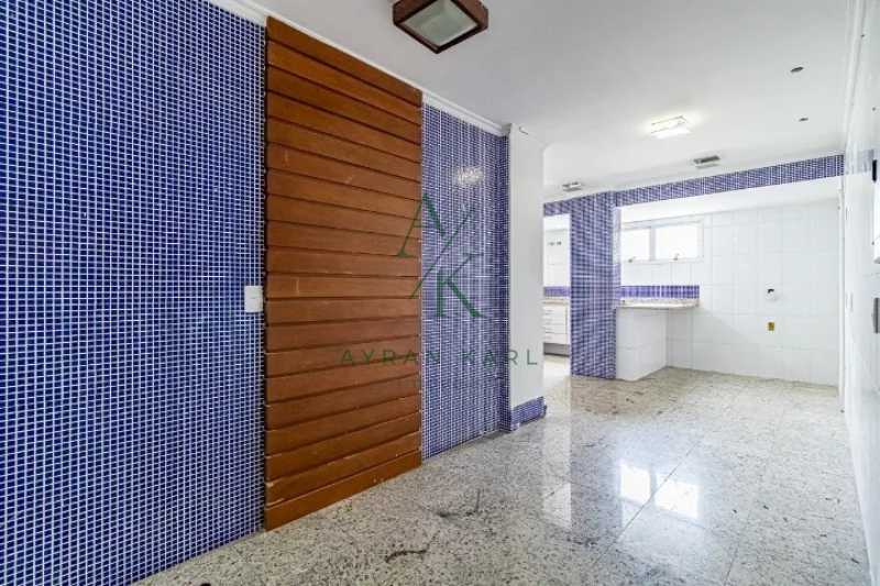 c356a639-d985-4ab0-9379-a5528a - 13