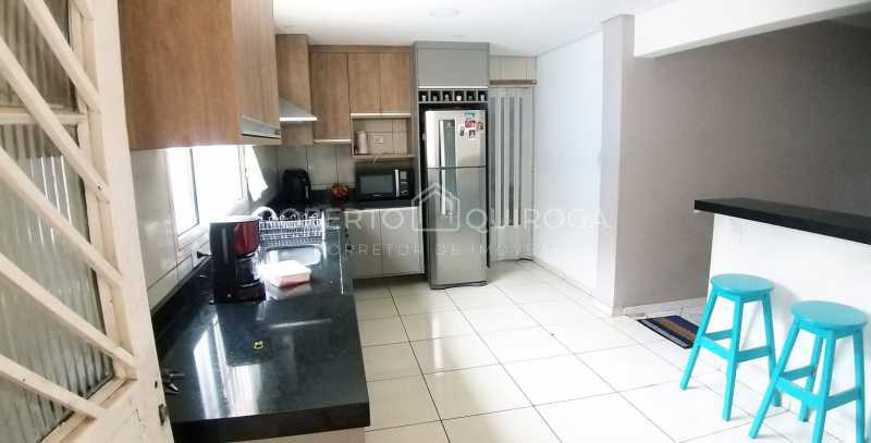 a8f7f7e9-0827-4a43-843c-a33dc8 - 10