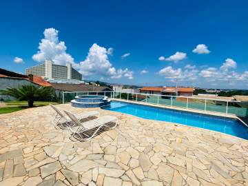 aeb93b62-ed2d-4c07-bad9-bd1813 - 1