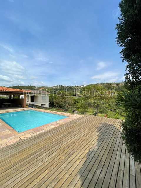 392beec7-aaa1-4954-8960-318119 - 2