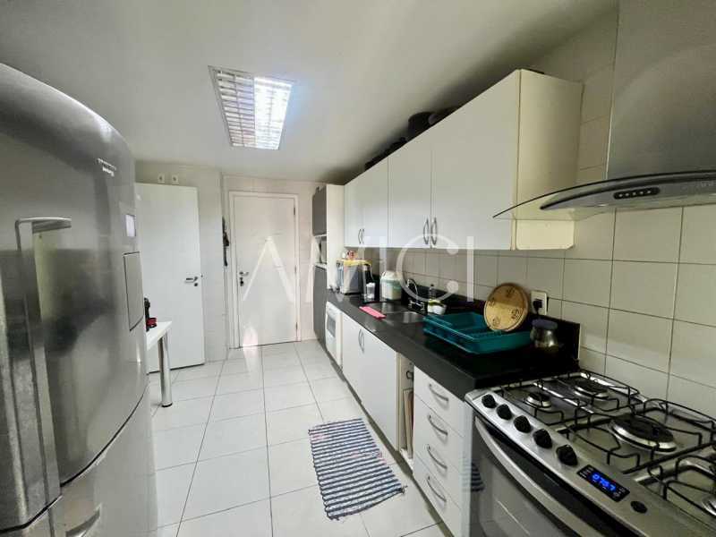 74fd7c2e-e674-4a9e-9703-28c859 - 15