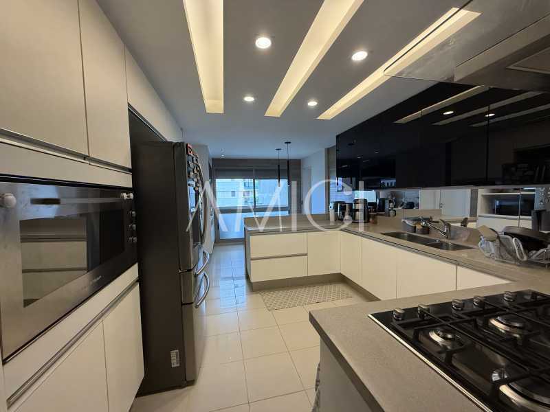 Apartamento 4 quartos à venda Barra da Tijuca, Rio de Janeiro - R$ 4.300.000 - AIAP40105
