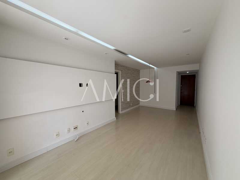 Apartamento 3 quartos para venda e aluguel Barra da Tijuca, Rio de Janeiro - R$ 1.200.000 - AIAP30062